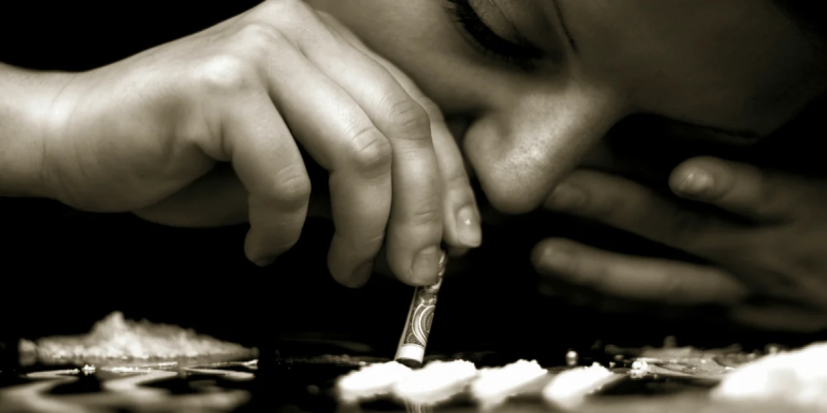 resize-159988701784777921resize15994648291393992800drugabuse